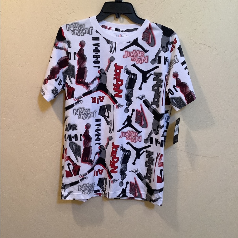 Boys Jordan XL shirt 13 -15 yrs old